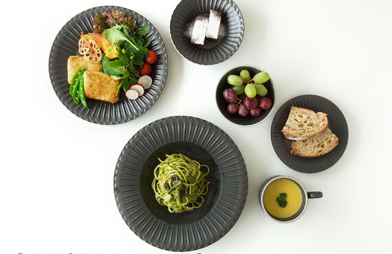 ヨーロッパ食器のようにおしゃれな【ストーリア クリスタルブラック】